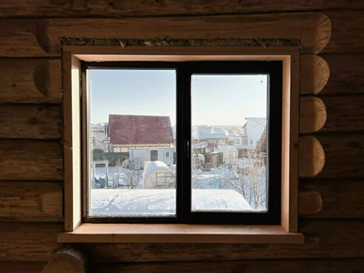 Окна в деревянном доме