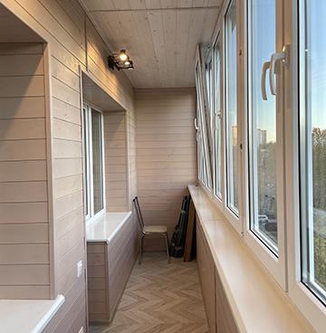 Лоджия с обшивкой вагонкой